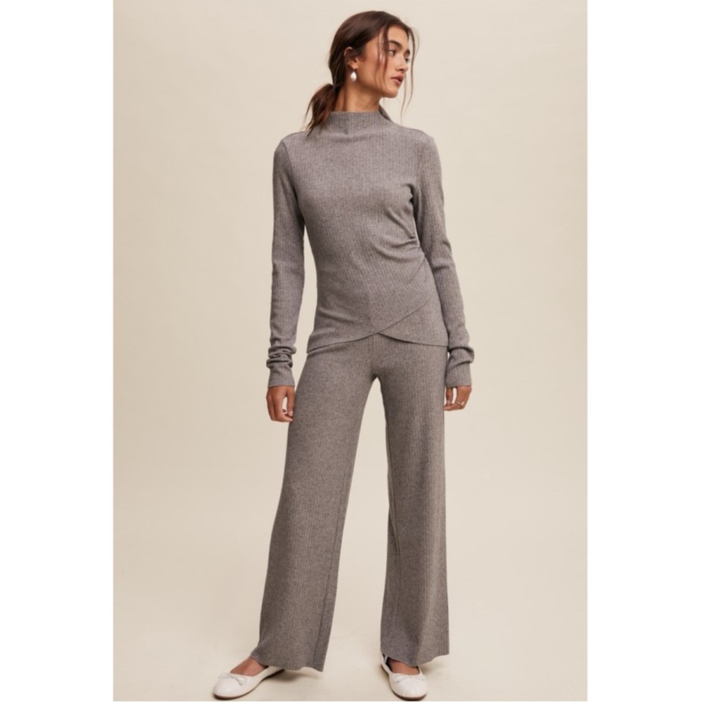 NWT Grey Rayon Blend Ribbed Ruched Asymmetric Top & Wide Leg Pants Set - Size L